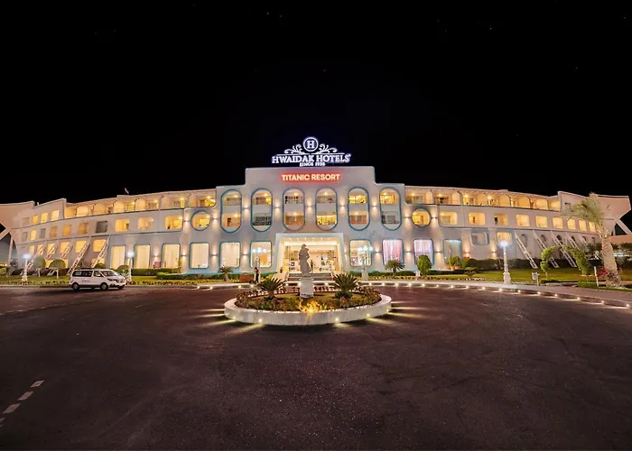 Titanic Aqua Park Resort - Families And Couples Only Hurghada, Egitto