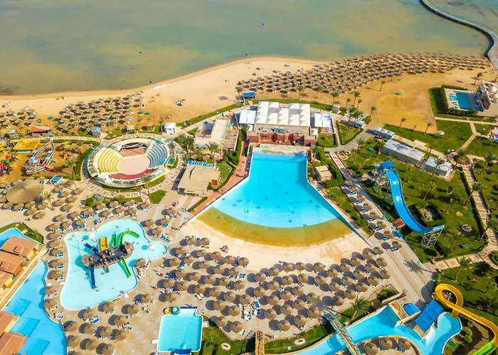 Titanic Beach - Families And Couples Only Hurgada, Mısır