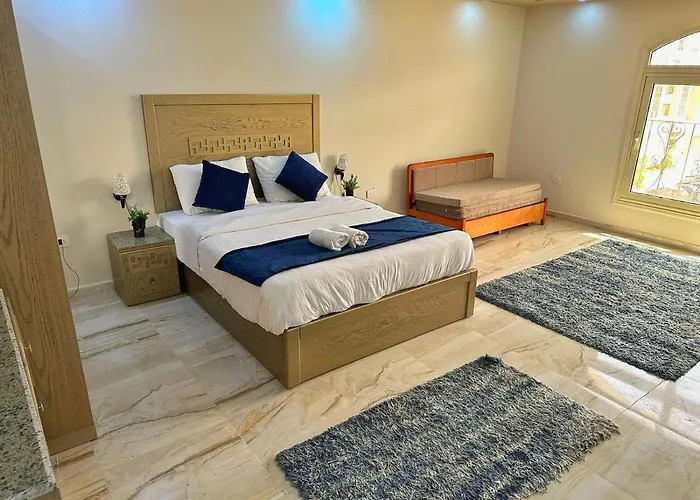 Moon Beach Suites Hurghada, Egitto