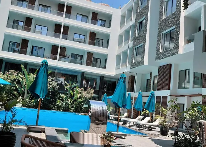 3Br 2Ba Retreat With Four Pools Gym And Onsite Dining Close To El Gouna Hurghada, Egypt