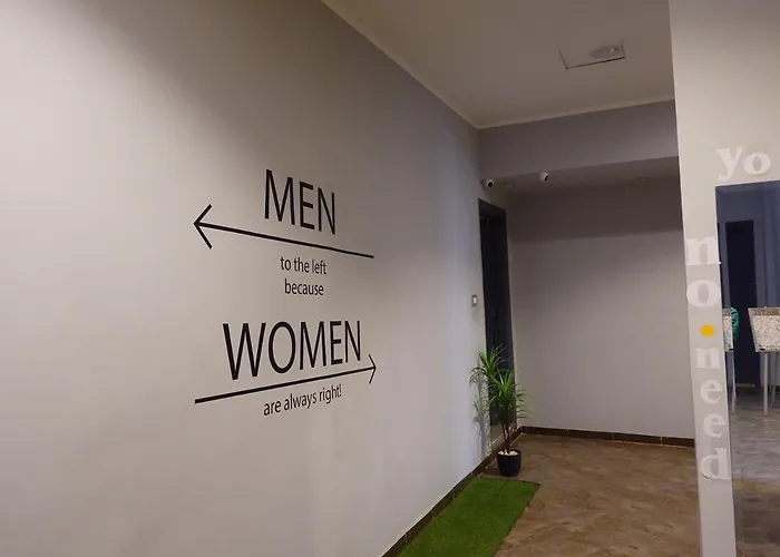 Marina Square Hostel