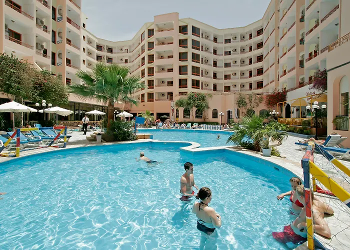 Empire Hotel Aqua Park - Couples And Families