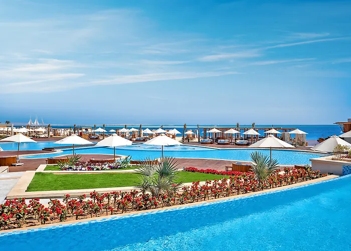Rixos Premium Magawish Suites And Villas