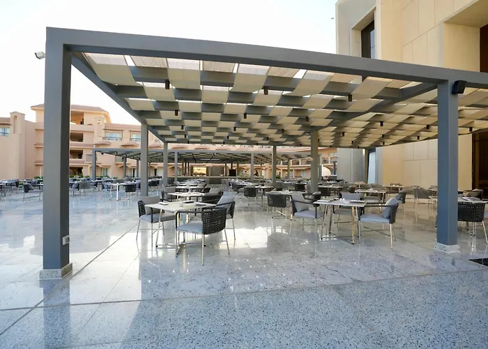 Pyramisa Beach Resort Sahl Hasheesh