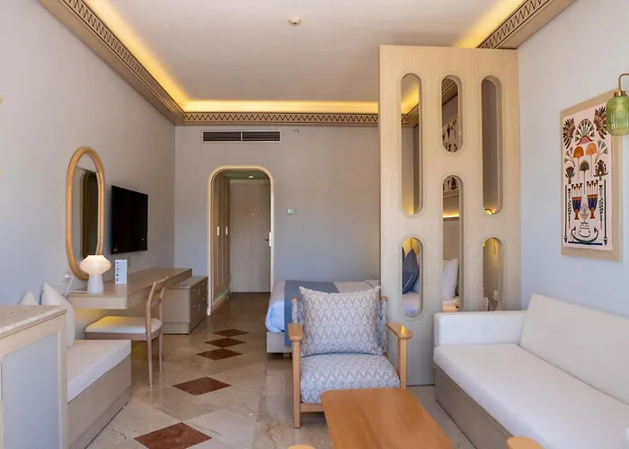 Pharaoh Azur Resort